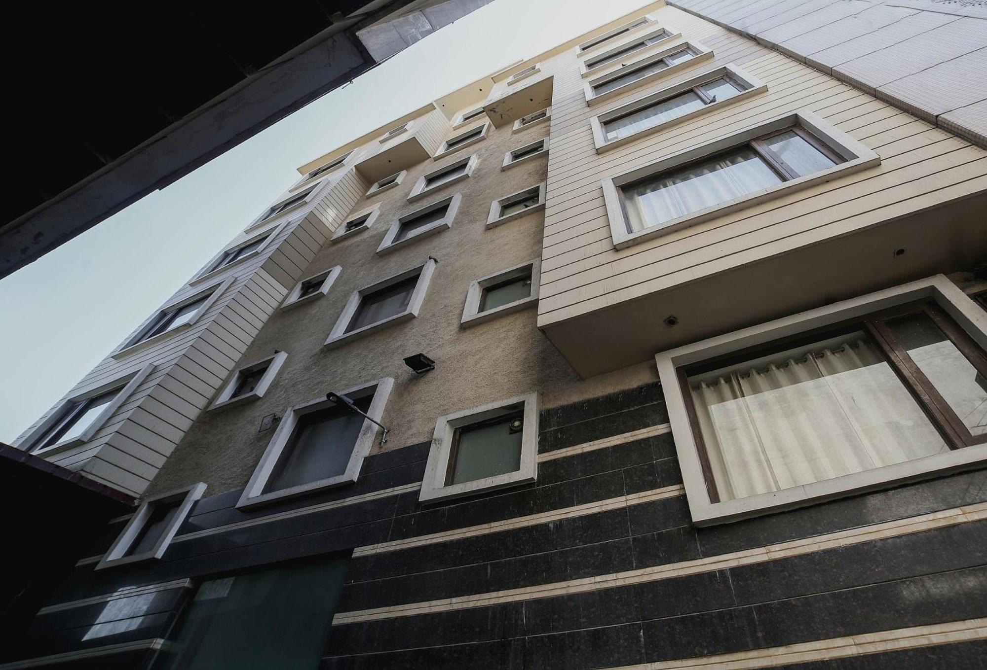 Townhouse Hollywood Heights Hotel Amritsar Exterior photo